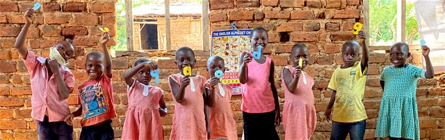 efulansis-learners-posing-with-their-number